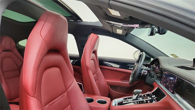 Used 2023 Porsche Panamera Platinum Edition image 21