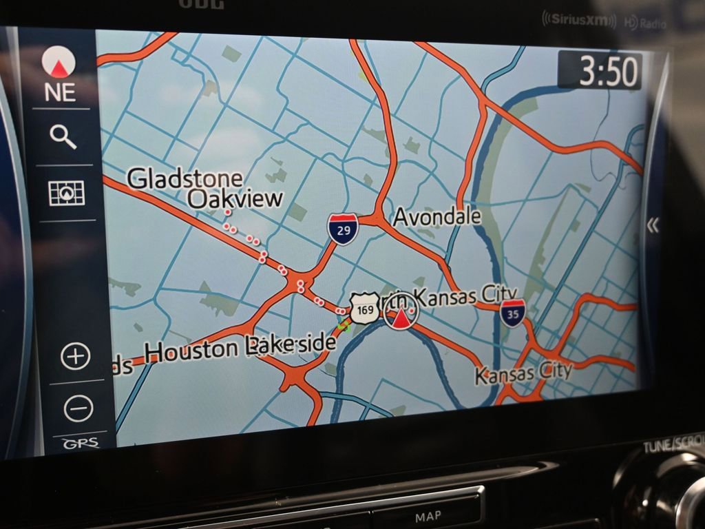 Used 2022 Toyota Highlander Limited image 19