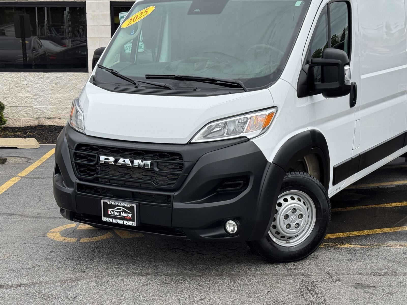 Used 2025 RAM ProMaster 2500 w/ Convenience Group FWD image 5