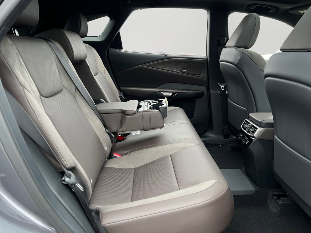 New 2026 Lexus RX 450h AWD image 6