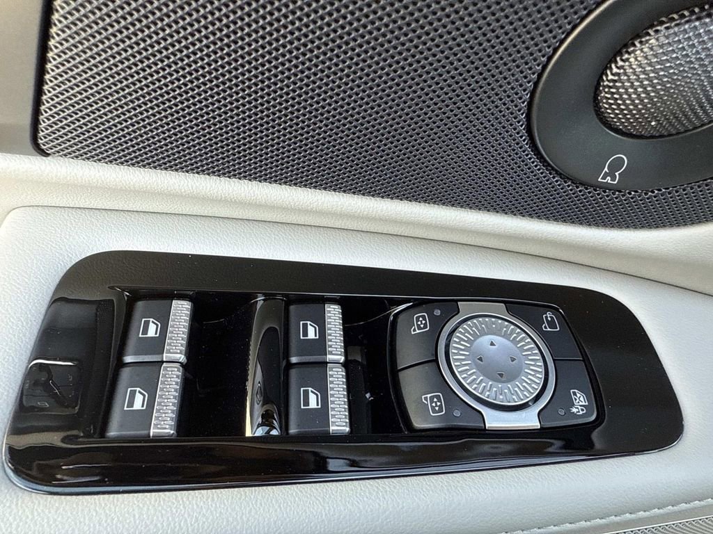 New 2026 Lincoln Nautilus Premier w/ Equipment Group 102A image 19