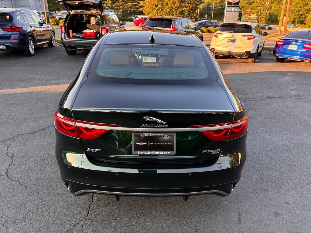 Used 2022 Jaguar XF R-Dynamic SE AWD/4WD image 12