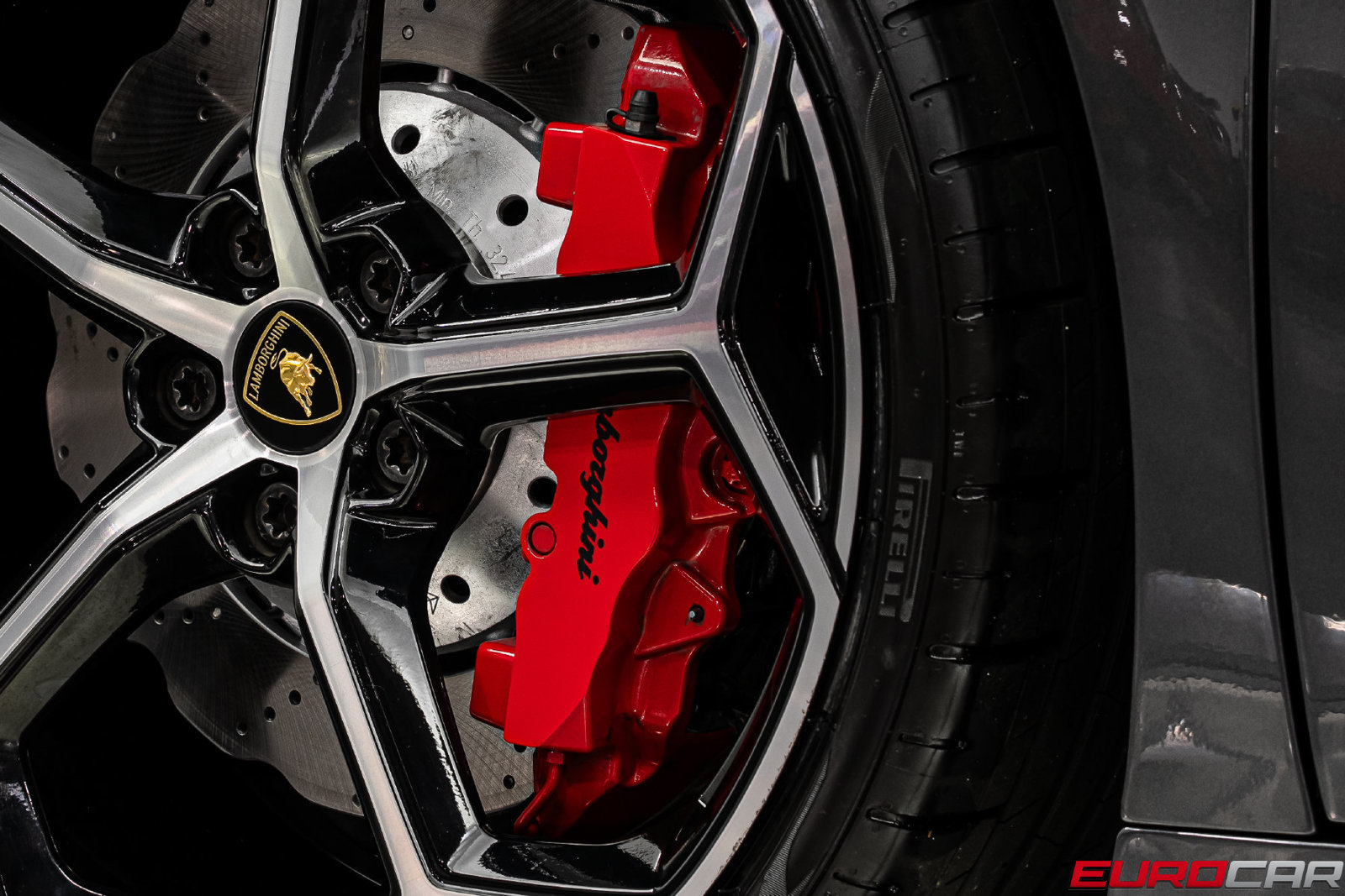 Used 2021 Lamborghini Huracan EVO RWD image 27