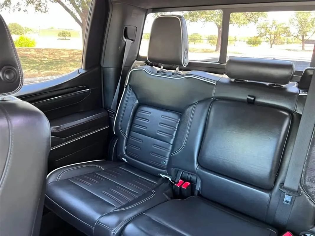 Used 2024 GMC Sierra 1500 AT4X AWD/4WD image 27