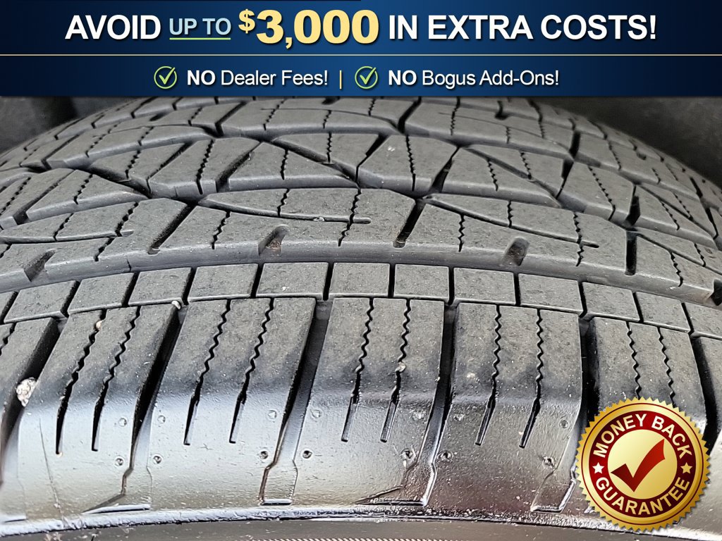 Used 2026 Chevrolet Equinox LT w/ Convenience Package II FWD image 13
