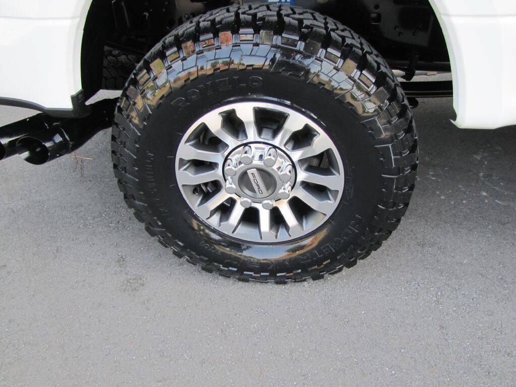Used 2022 Ford F250 Lariat w/ Lariat Value Package AWD/4WD image 26