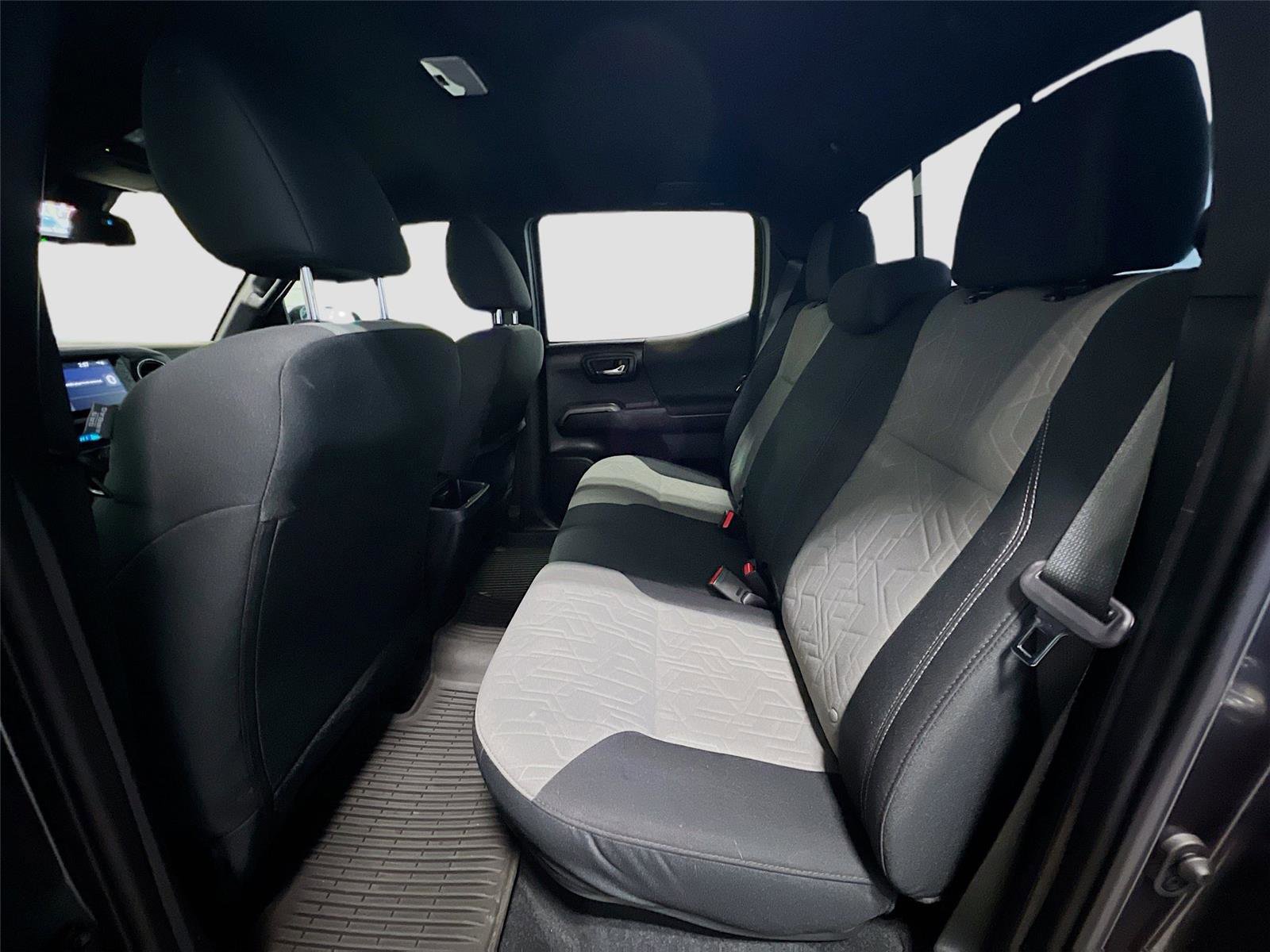 Used 2023 Toyota Tacoma TRD Sport image 25