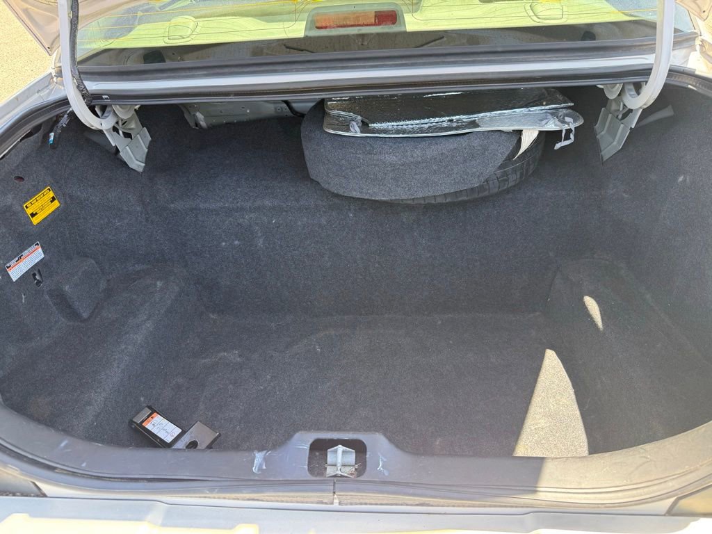 Used 2010 Mercury Grand Marquis LS RWD image 16