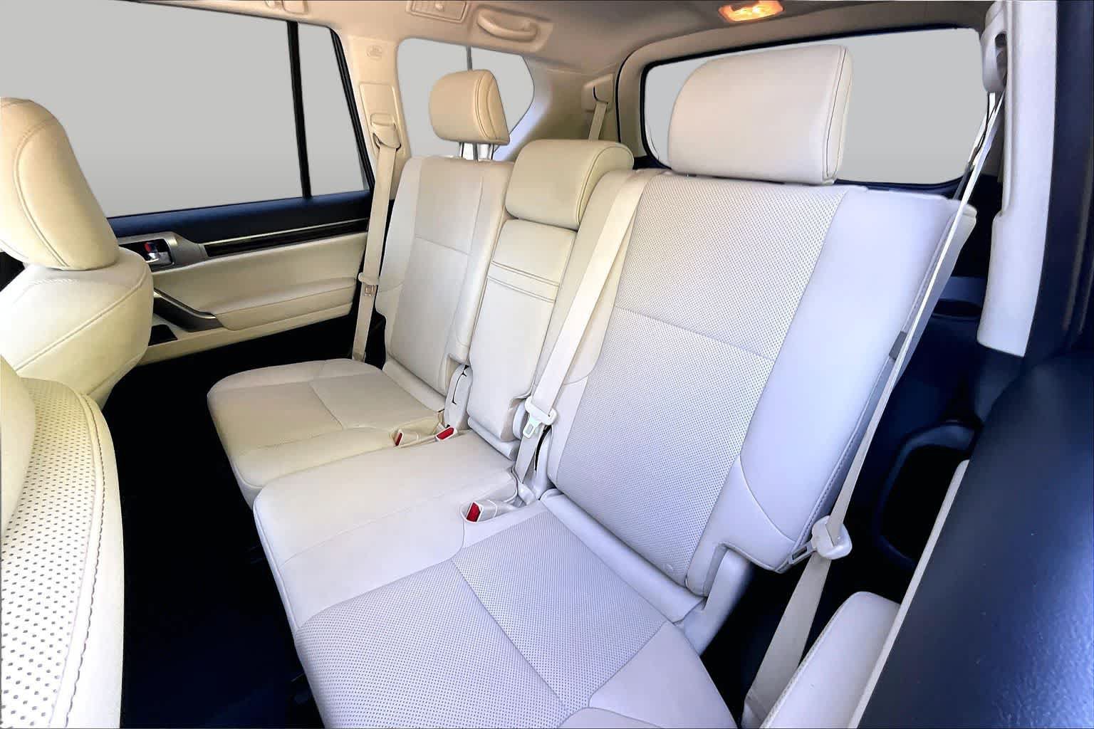 Used 2023 Lexus GX 460 Premium w/ Premium Package AWD/4WD image 20