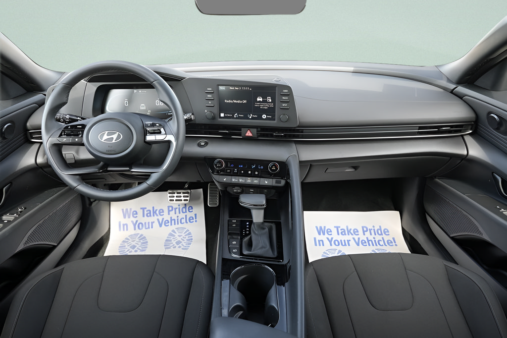 Certified 2026 Hyundai Elantra SEL Sport Premium FWD image 16