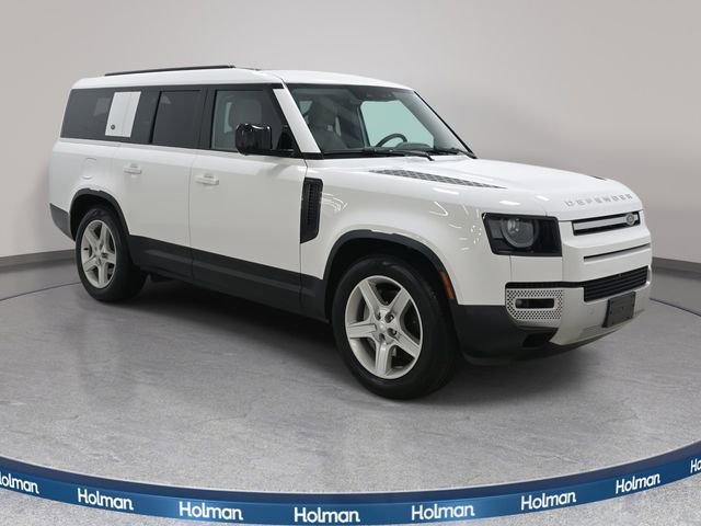 Used 2023 Land Rover Defender 130 SE image 4