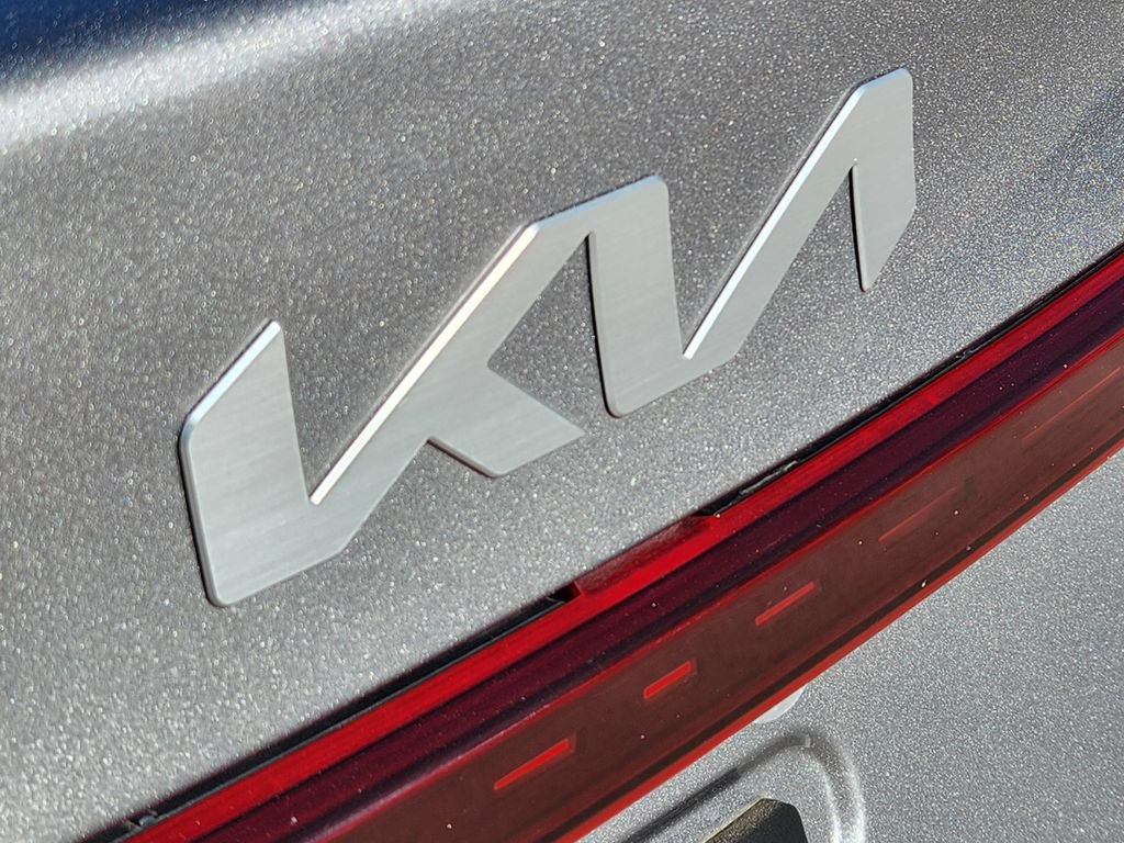 Certified 2024 Kia Forte LXS FWD image 21