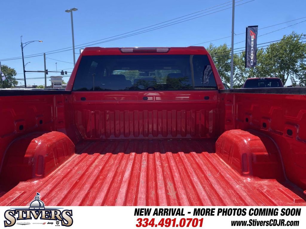 Used 2022 Chevrolet Silverado 1500 LT image 13
