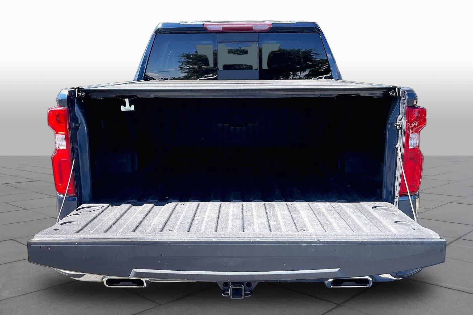 Used 2022 Chevrolet Silverado 1500 LTZ AWD/4WD image 34