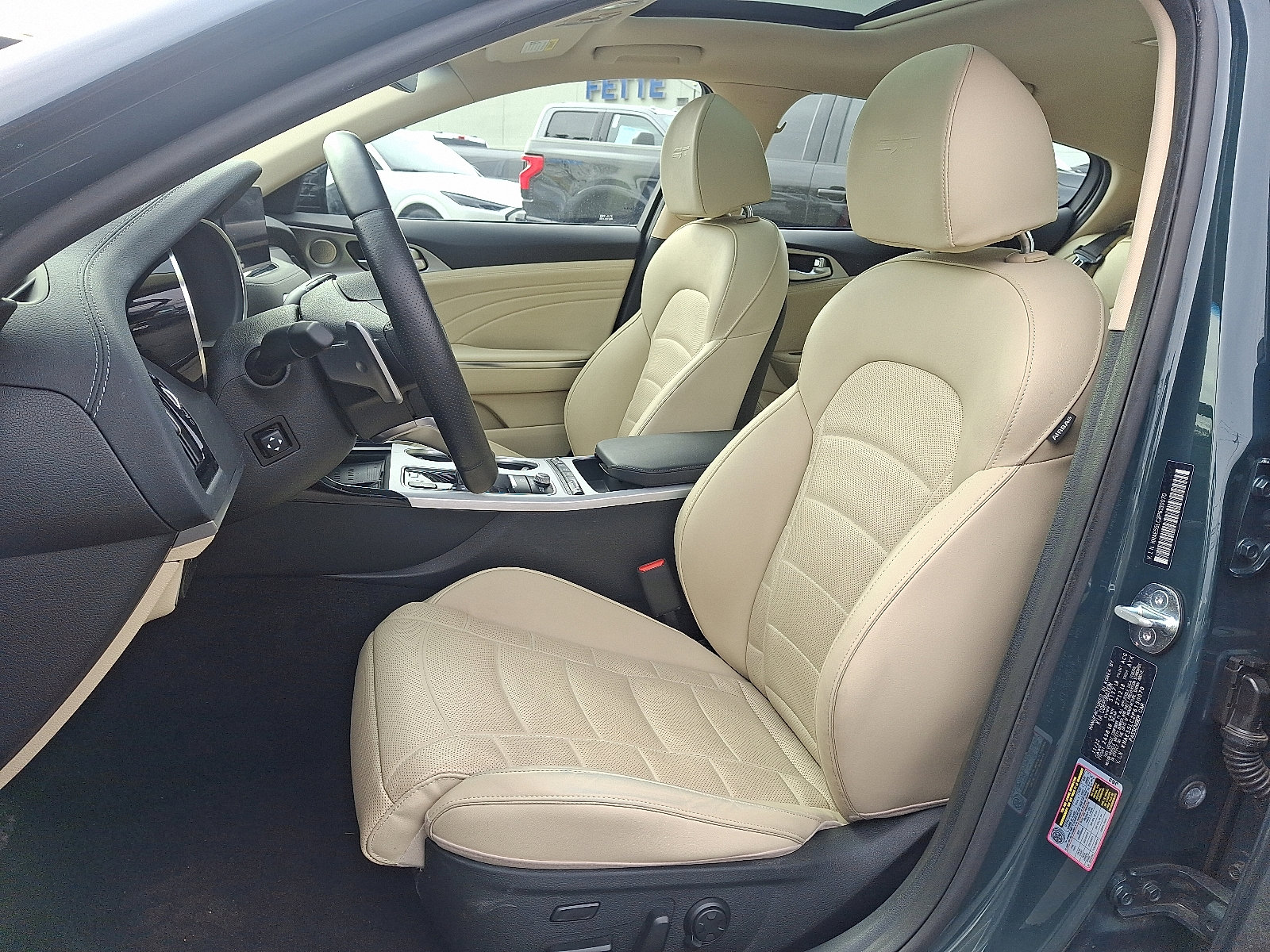 Used 2023 Kia Stinger GT2 image 13