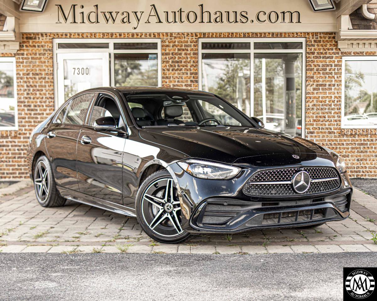Used 2025 Mercedes-Benz C 300 Sedan image 3