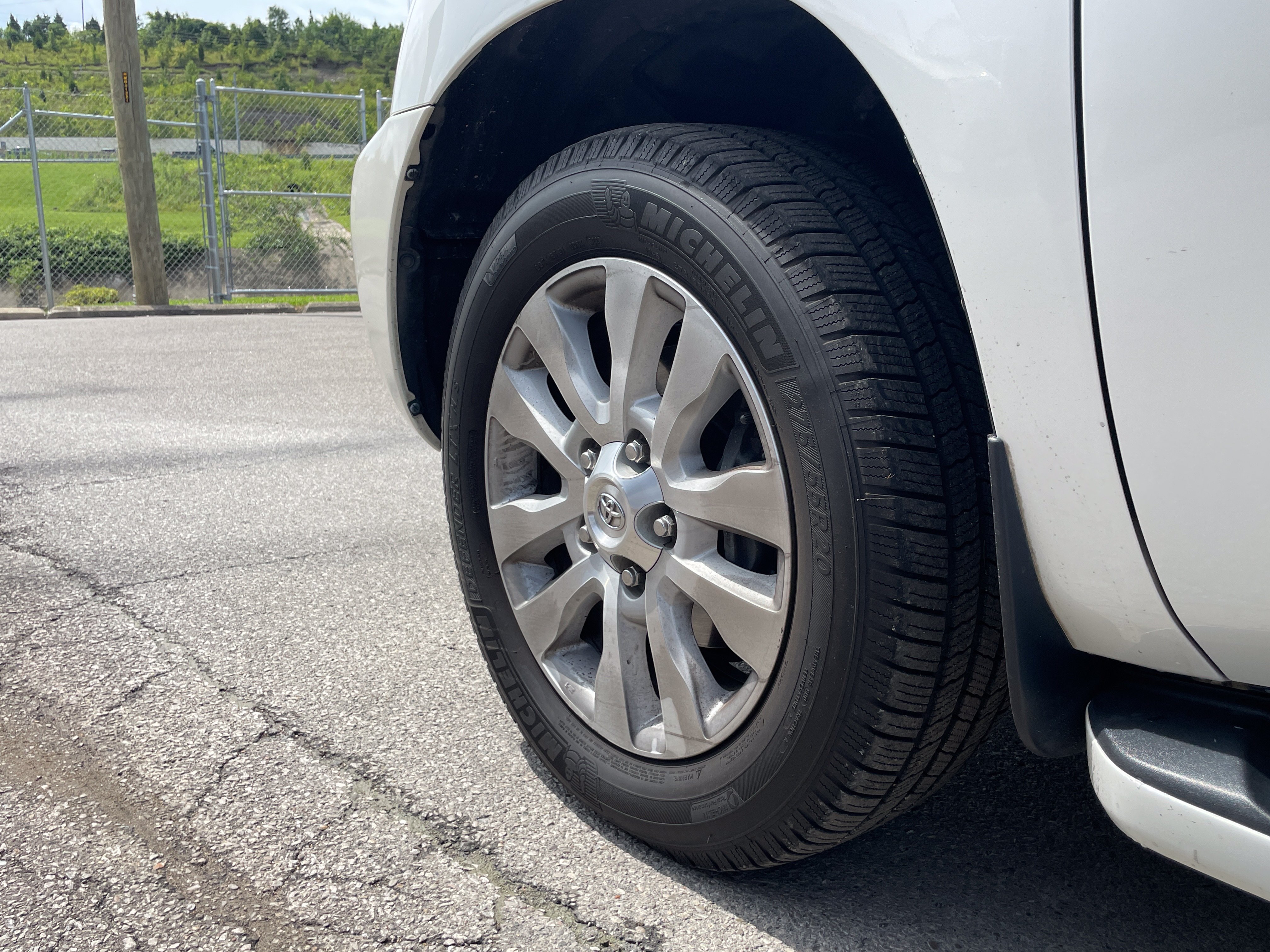 Used 2018 Toyota Sequoia Platinum AWD/4WD image 7