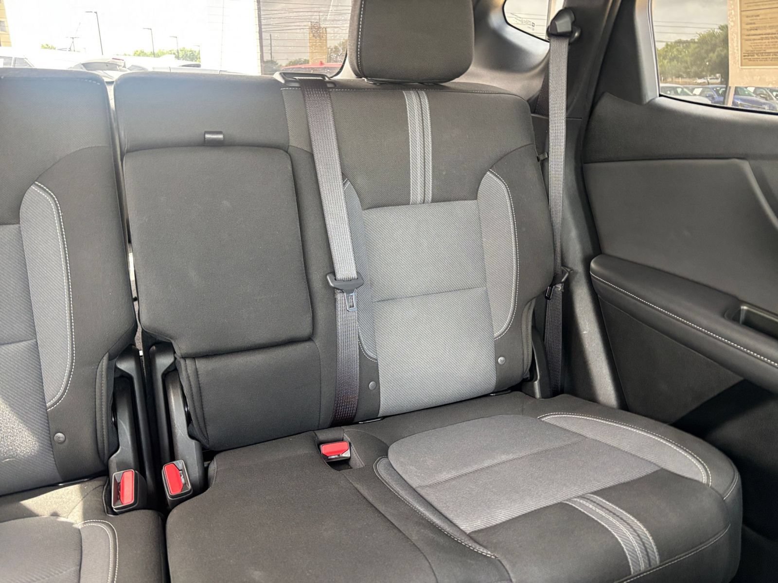 Used 2025 Chevrolet Blazer LT FWD image 39