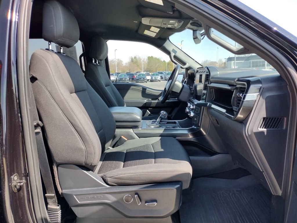 Used 2021 Ford F150 XLT w/ Equipment Group 302A High image 10