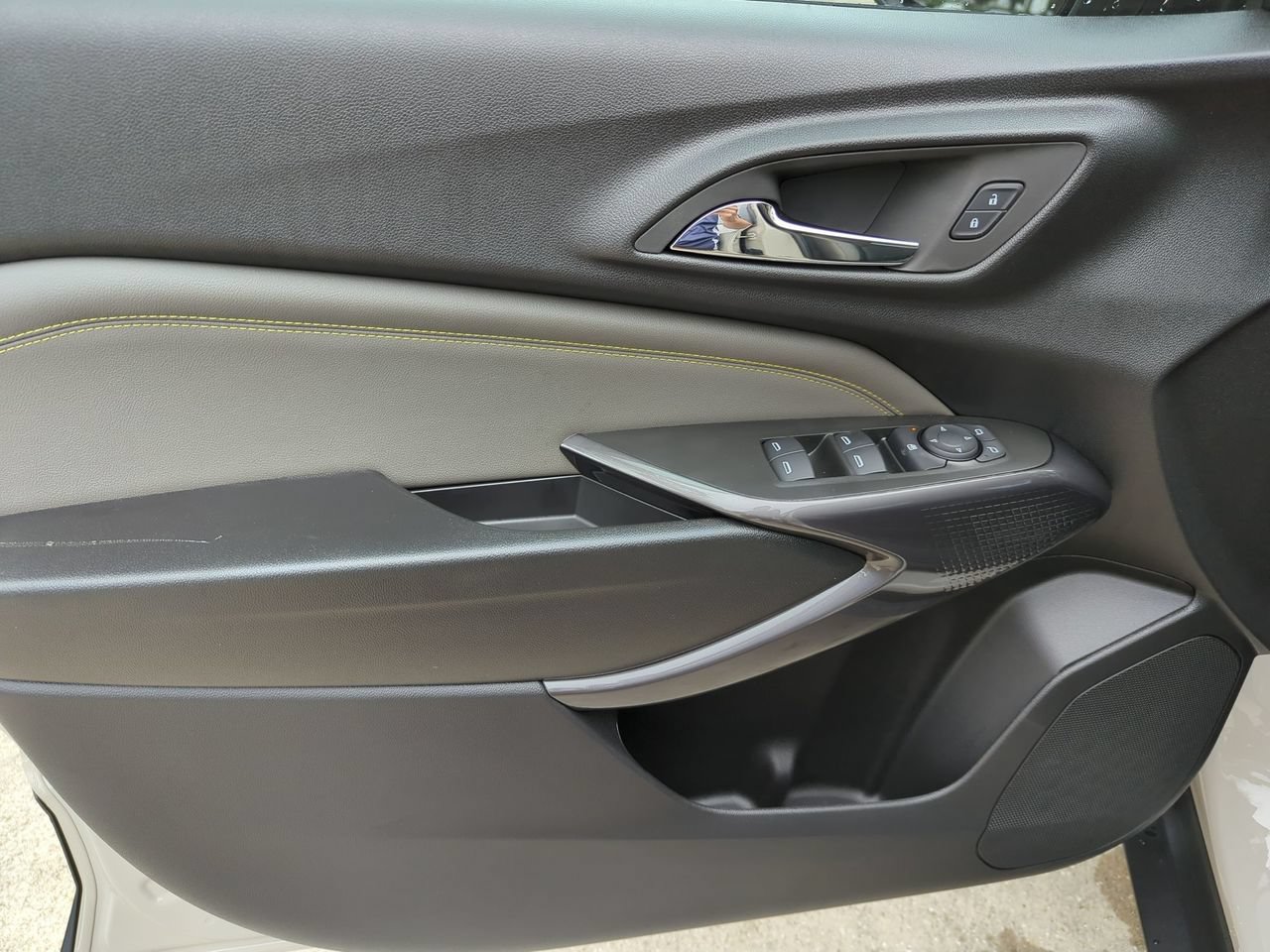 New 2026 Chevrolet Trax ACTIV w/ Driver Confidence Package FWD image 19