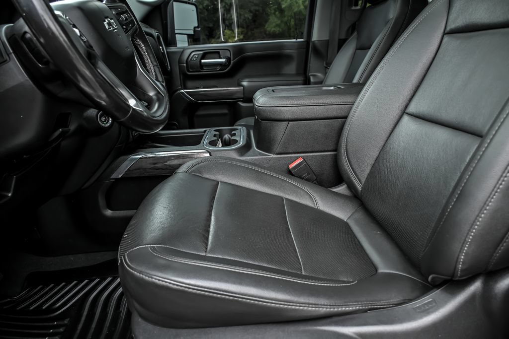 Used 2021 Chevrolet Silverado 2500 LTZ w/ LTZ Plus Package AWD/4WD image 12