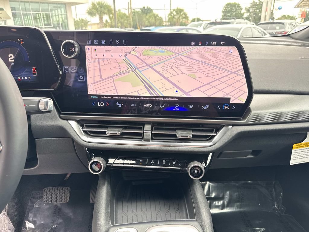Used 2026 Chevrolet Equinox EV LT w/ Comfort Package FWD image 25