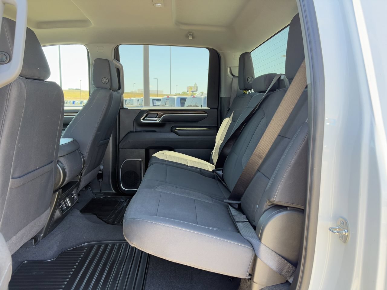 Used 2025 Chevrolet Silverado 2500 LT w/ Convenience Package AWD/4WD image 28