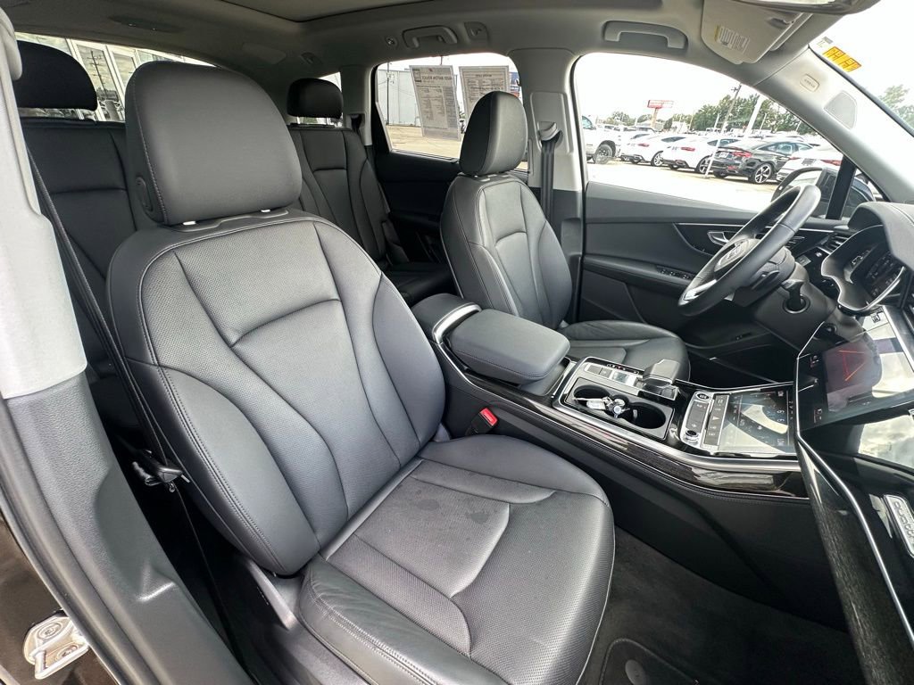 Used 2024 Audi Q7 2.0T Premium Plus w/ Premium Plus Package image 19