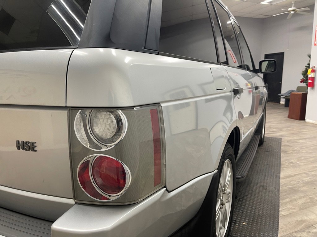 Used 2008 Land Rover Range Rover HSE image 10