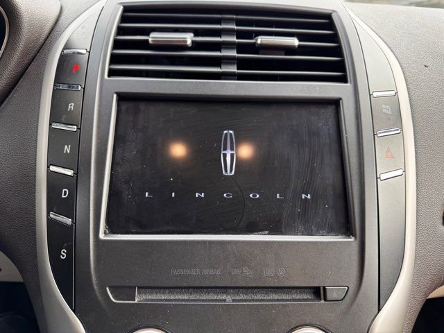 Used 2018 Lincoln MKC Select w/ Select Plus Package AWD/4WD image 14