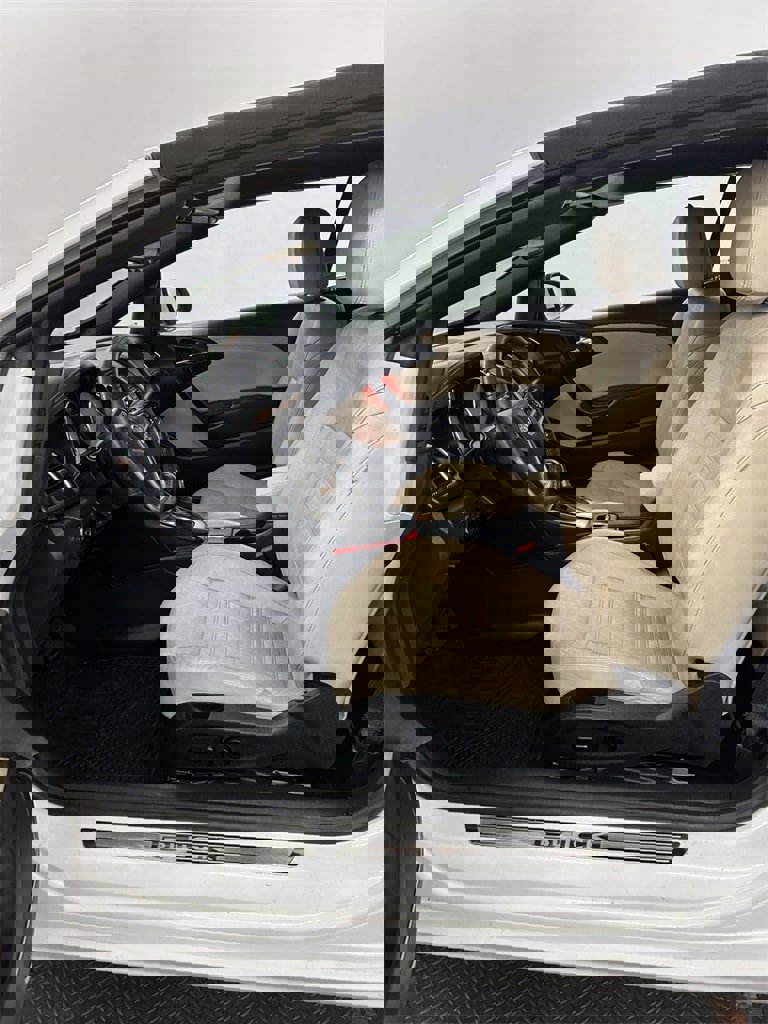 Used 2017 Buick Cascada Premium image 11