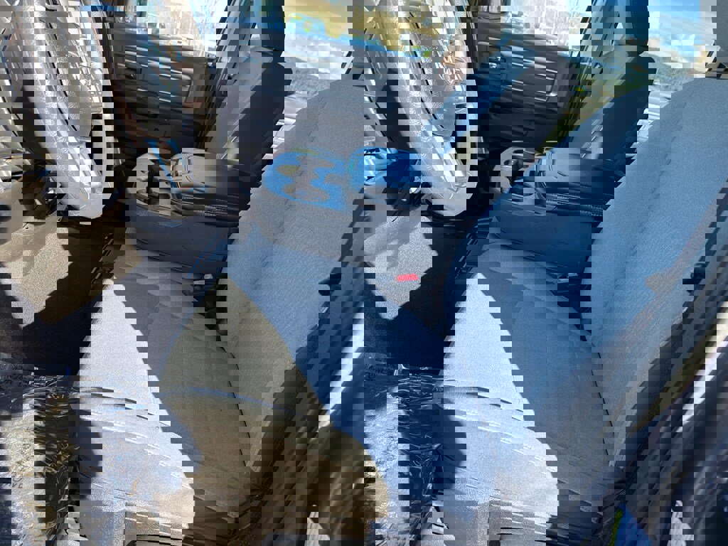 Used 2021 RAM 1500 Classic SLT image 11