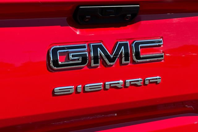 Used 2025 GMC Sierra 1500 Elevation w/ LPO, Elevation Black Package AWD/4WD image 52