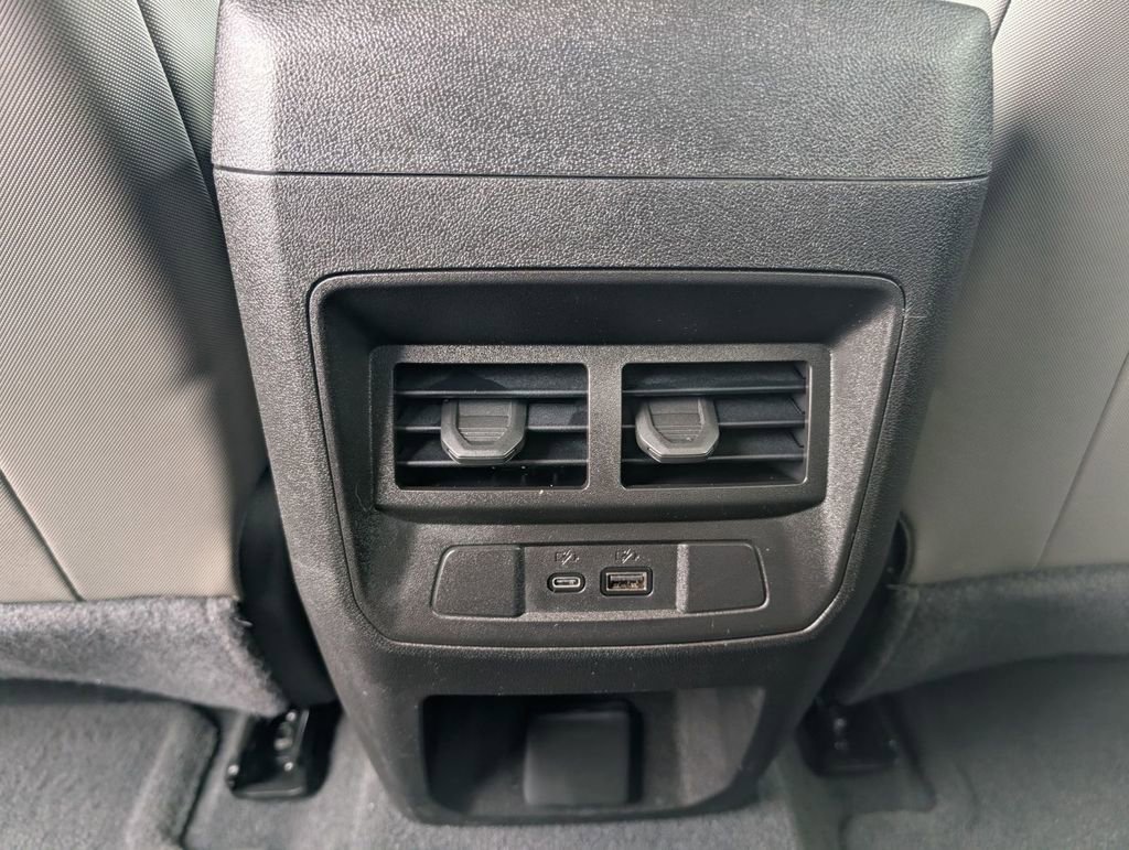 Used 2024 Chevrolet Colorado ZR2 w/ Technology Package image 38