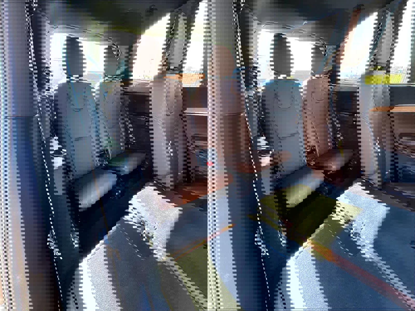 Used 2023 Volvo XC90 T8 Plus image 31