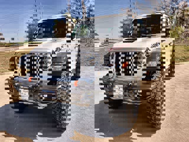 Used 2022 Jeep Gladiator Mojave w/ Trailer Tow Package image 2