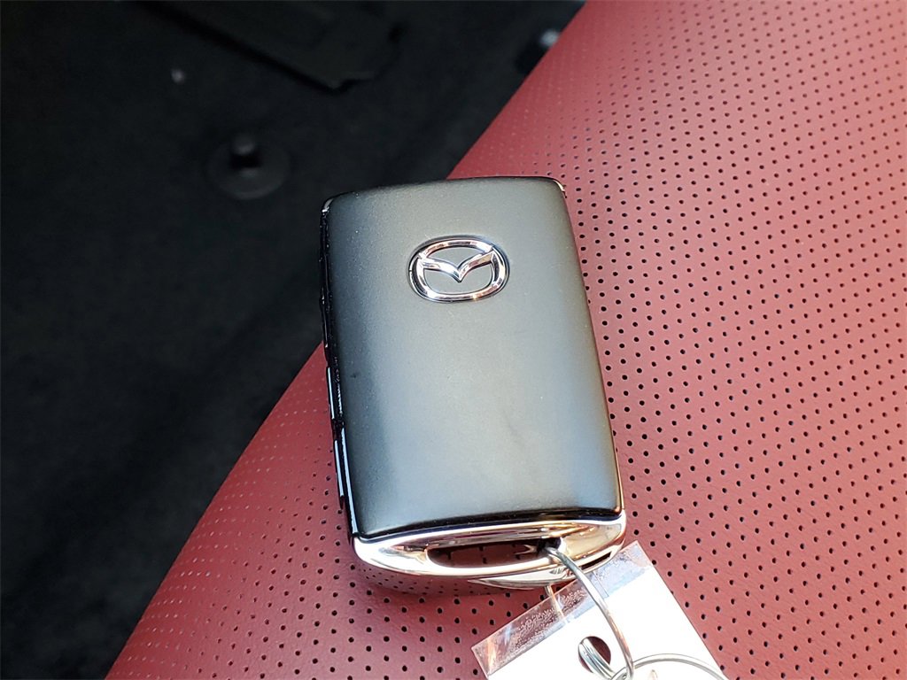 New 2026 MAZDA MAZDA3 Carbon image 27