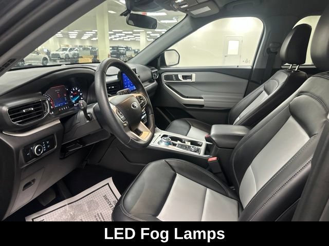 Used 2023 Ford Explorer XLT w/ Equipment Group 202A AWD/4WD image 9