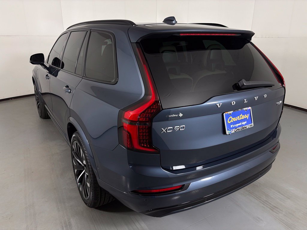 New 2026 Volvo XC90 T8 Ultra w/ Protection Package AWD/4WD image 5