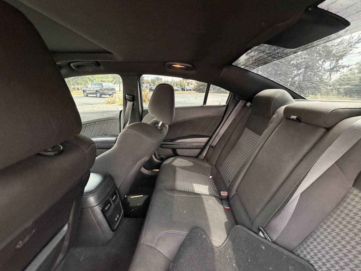 Used 2023 Dodge Charger R/T w/ Blacktop Package RWD image 15