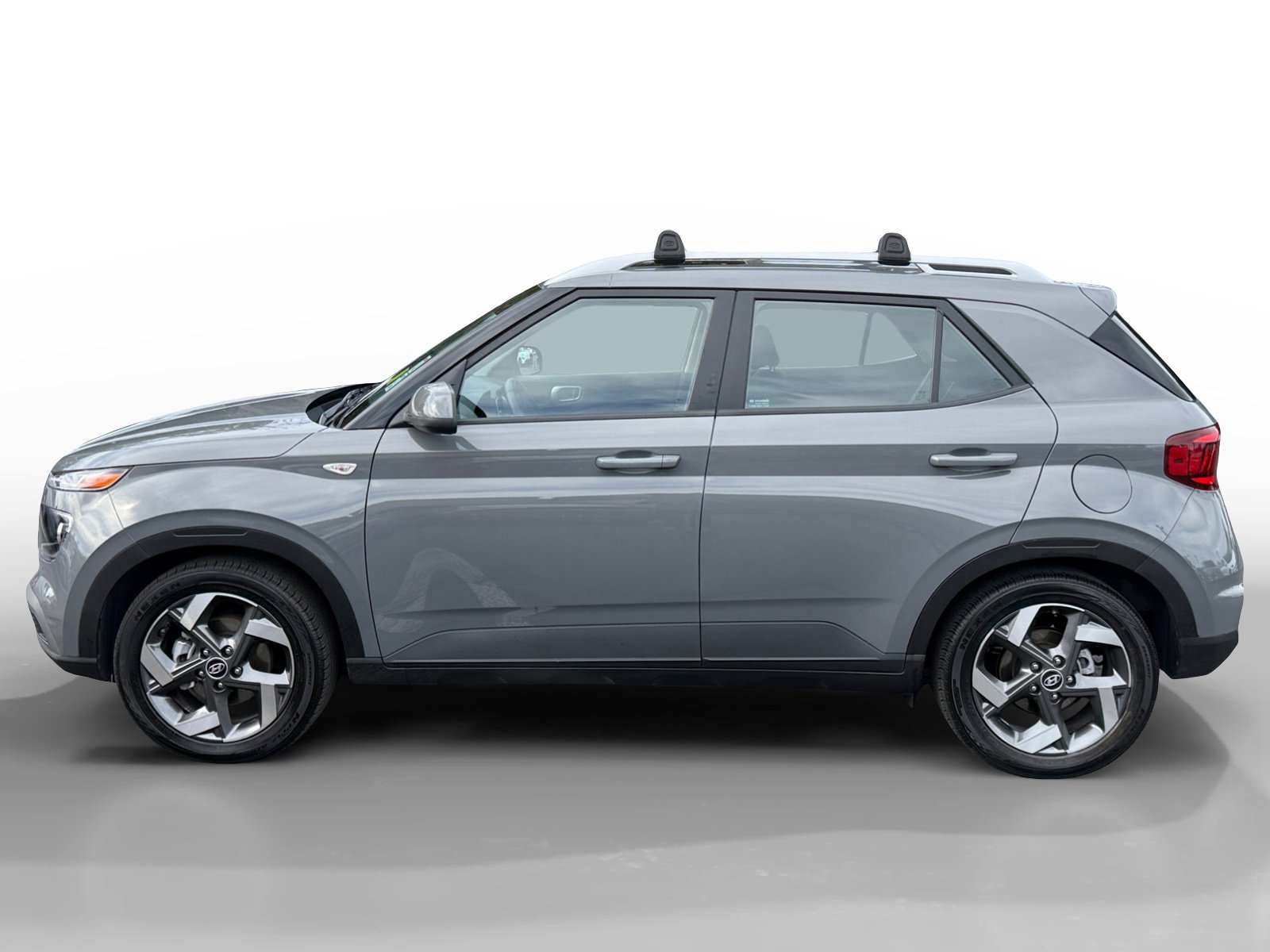 Certified 2023 Hyundai Venue SEL image 2