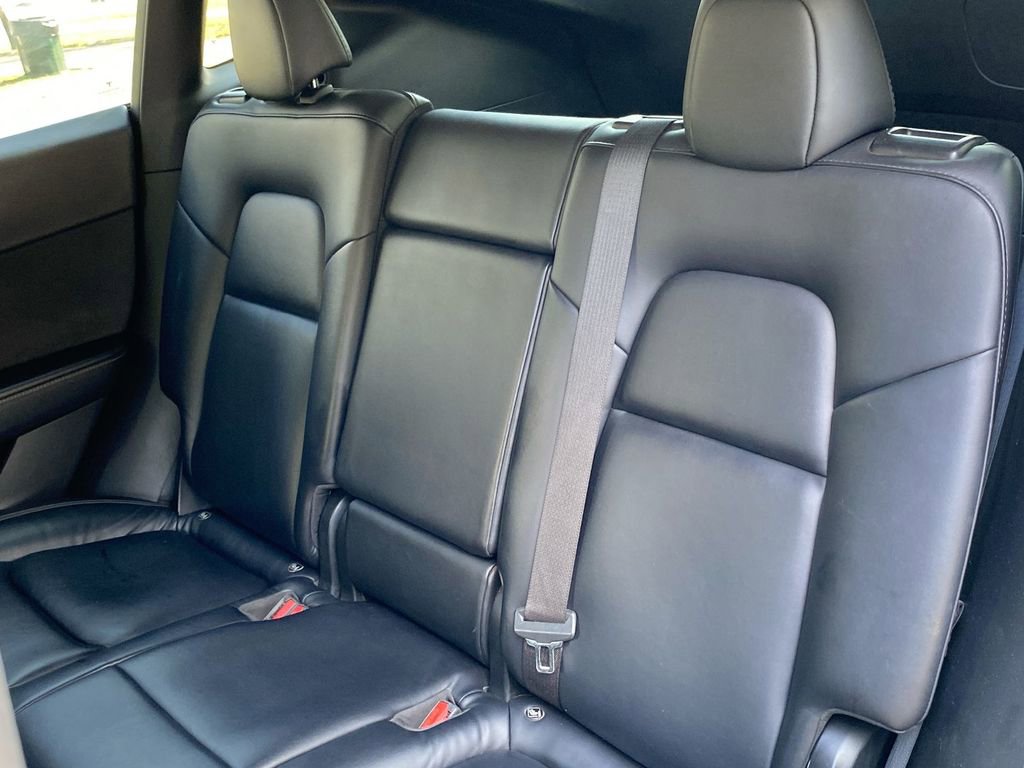 Used 2022 Tesla Model Y Long Range image 37