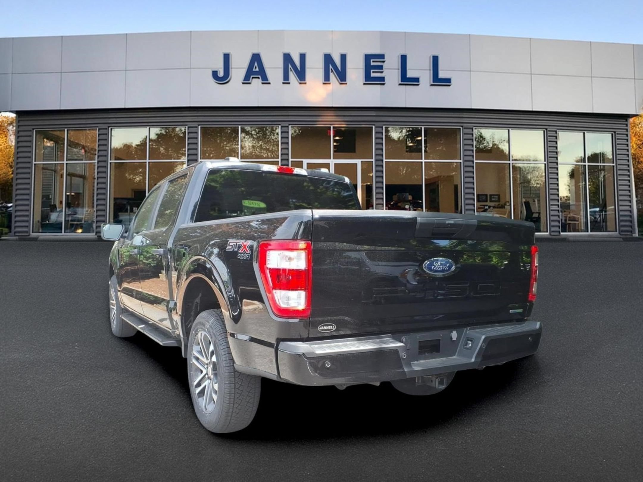 Used 2023 Ford F150 XL w/ STX Appearance Package AWD/4WD image 8