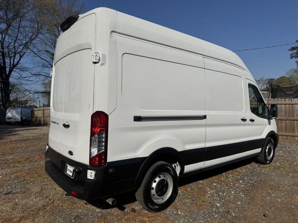 Used 2024 Ford Transit 250 148 High Roof w/ Load Area Protection Package image 4