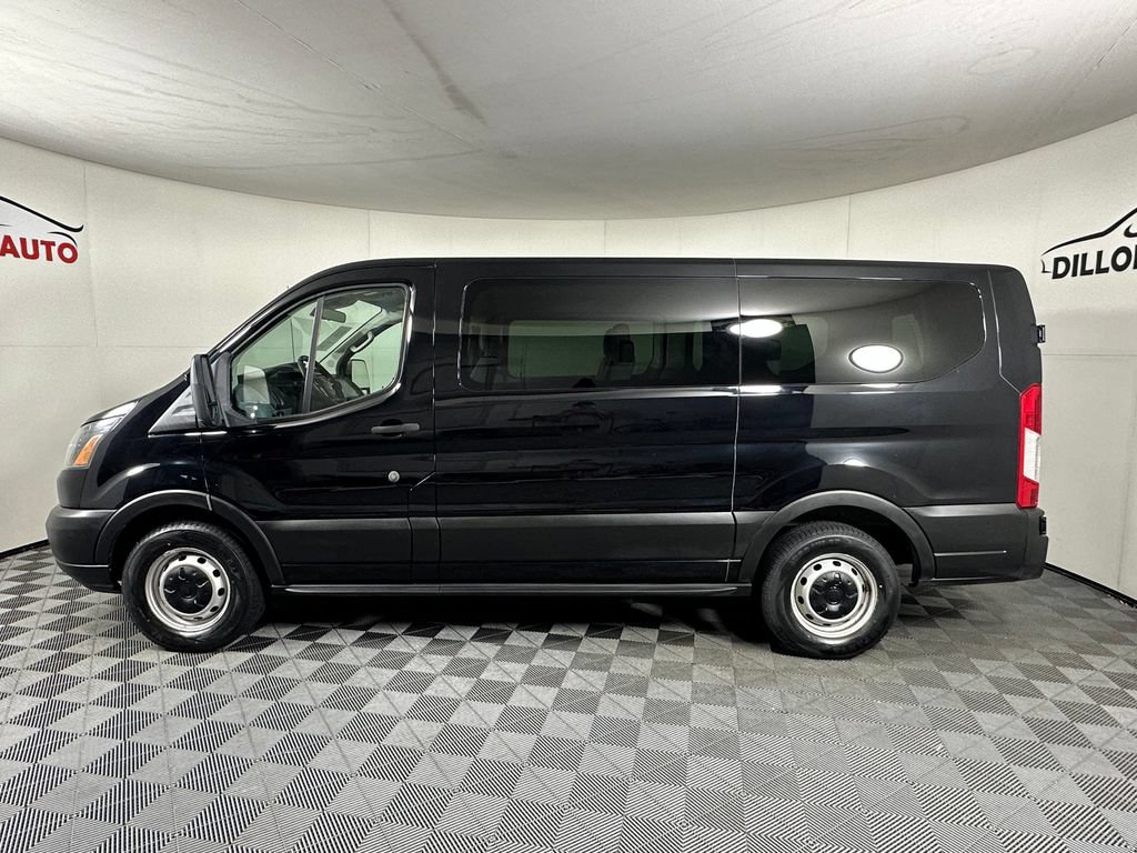 Used 2019 Ford Transit 150 XL RWD image 3