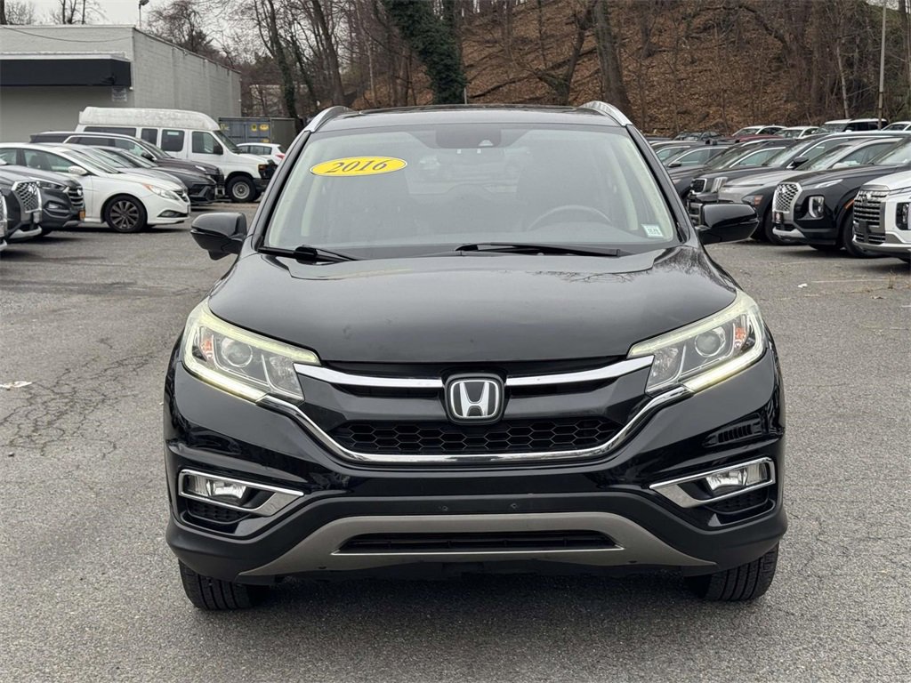 Used 2016 Honda CR-V Touring image 2