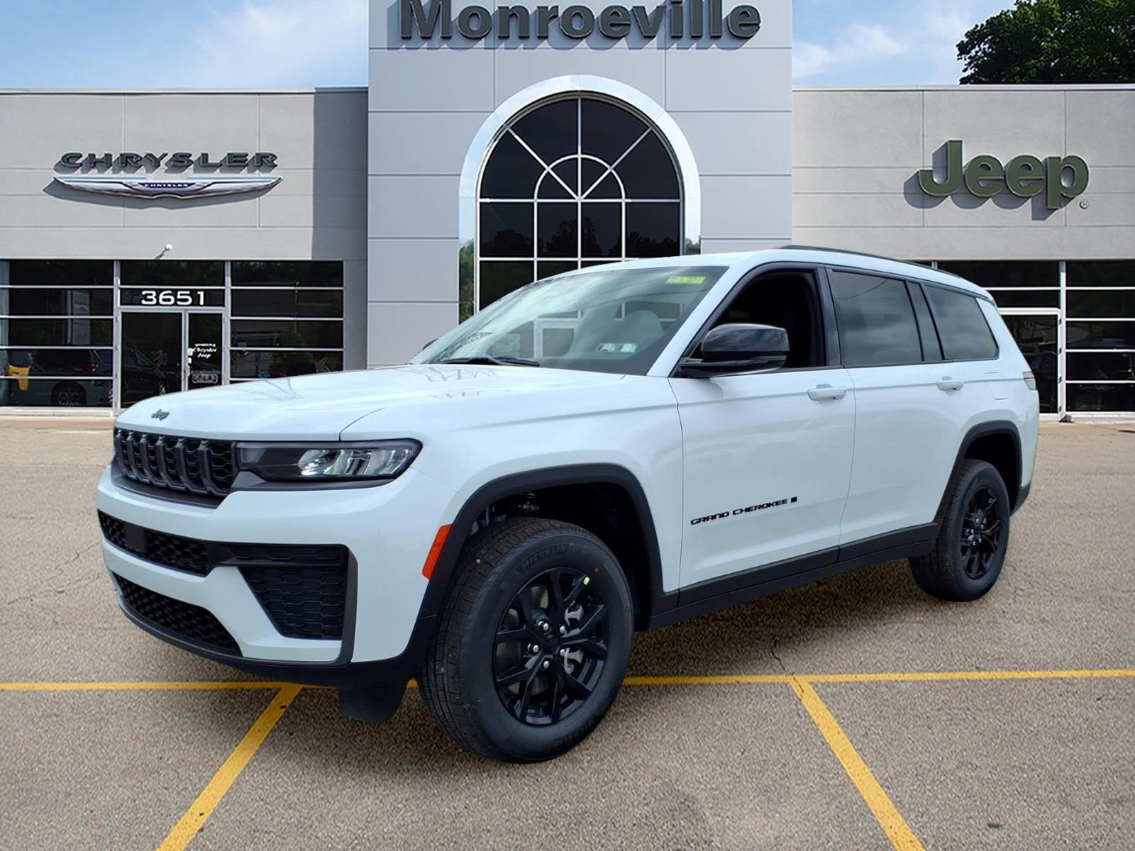 New 2026 Jeep Grand Cherokee L 4WD image 1
