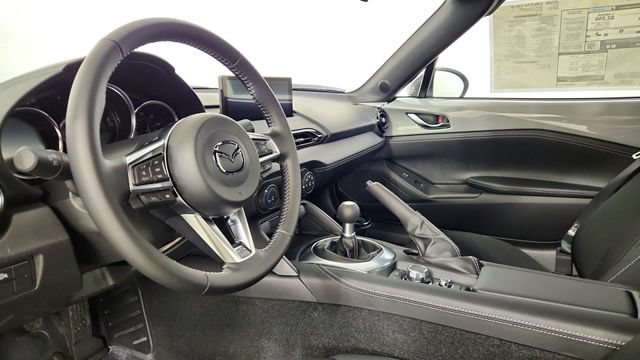 New 2026 MAZDA MX-5 Miata Club w/ Weather Package RWD image 11