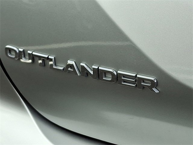 Used 2024 Mitsubishi Outlander SEL image 32