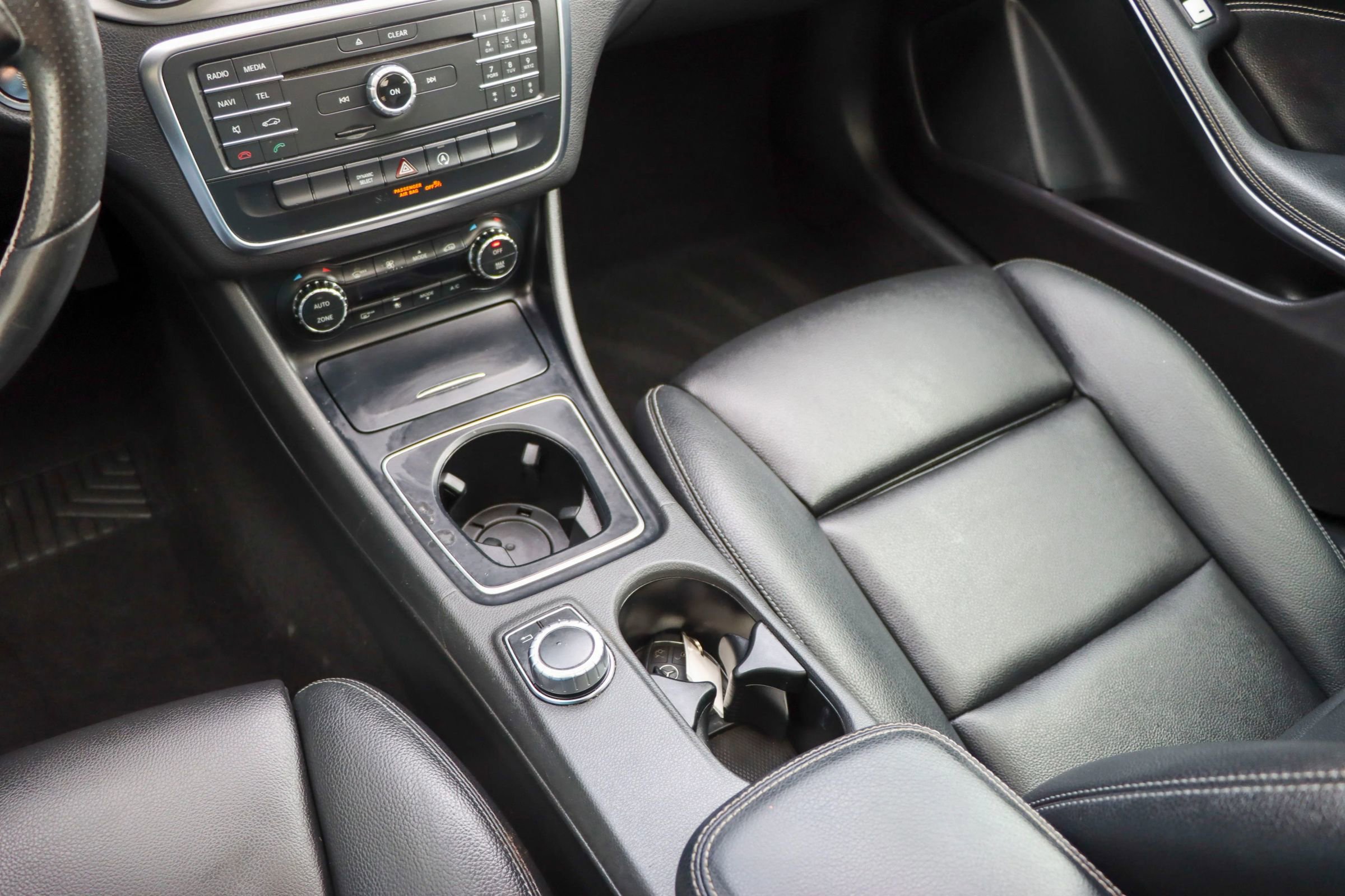Used 2017 Mercedes-Benz GLA 250 image 40